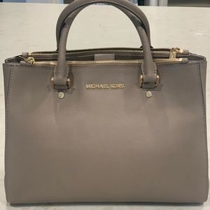 Great Spring Satchel-Michael Kors Sutton Bag